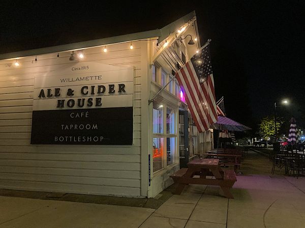 Ale & Cider House (Inside)